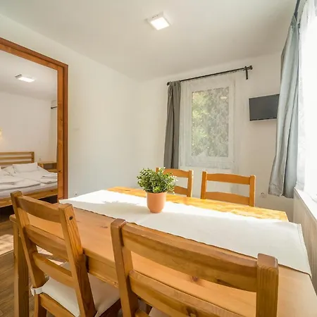 게스트하우스 Szilva Vendeghaz 3*