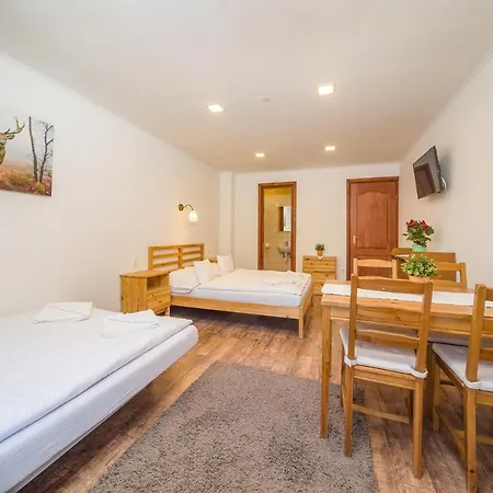 게스트하우스 Szilva Vendeghaz Szilvásvárad