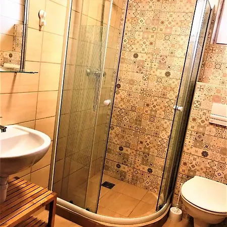 Pensión Szilva 3*