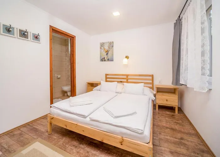 Szilva Vendeghaz Гостевой дом 3*